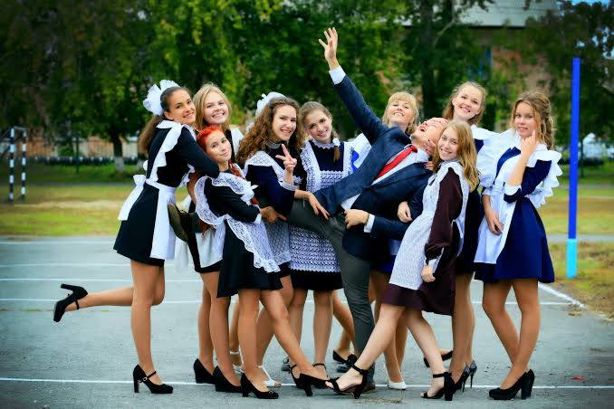 ВЫПУСКНИКИ